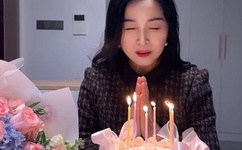 欧美成人A片欲伦艳